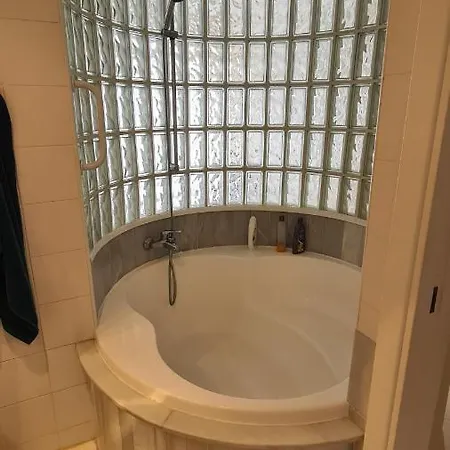La Mairena, Marbella Ojen, Top Floor Muybella, Urb El Vicario Apartman *